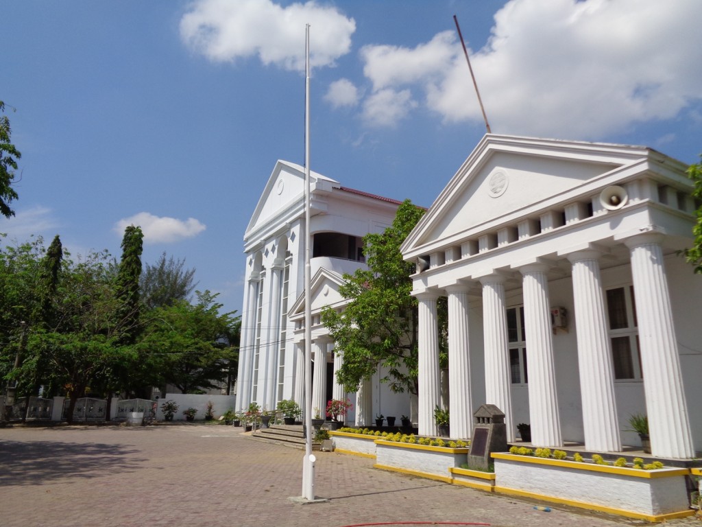 ikon pendidikan yang ada di Gampong Punge Jurong yaitu SMAN 1 Banda Aceh.