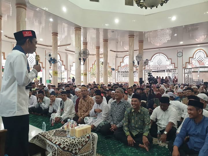 ini merupakan masjid di Gampong Punge Jurong yaitu masjid Al-Munawwarah.
